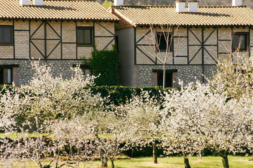 El Canchal De La Gallina - Parking Gratis - Jacuzzi En Privado - Cafeteria - Desayunos - Piscina De Agua Caliente A Partir Del 12 De Abril 2025 Hervás Exterior foto